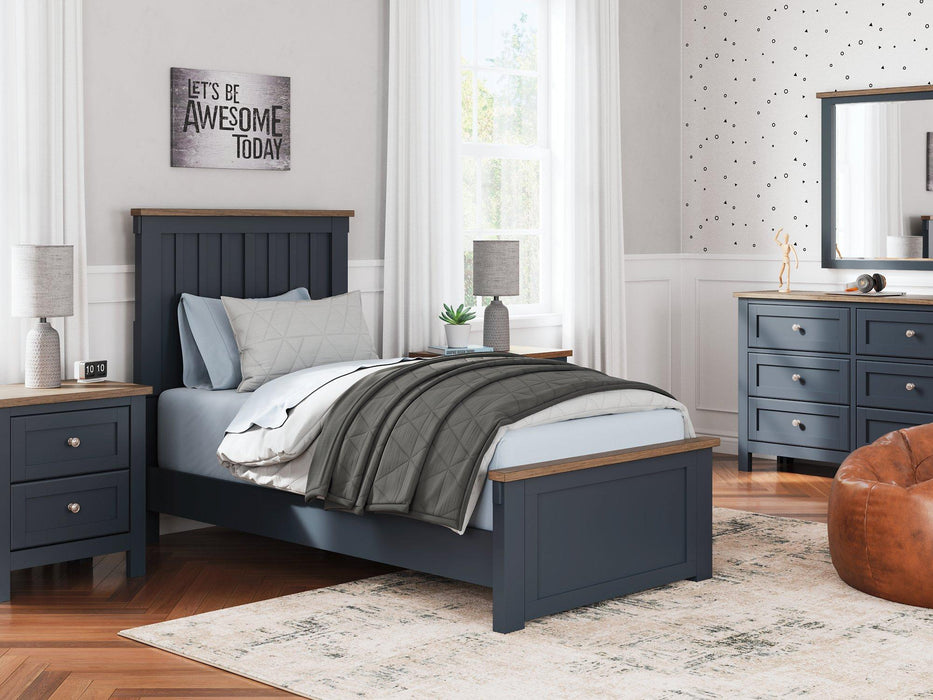 Landocken Bed