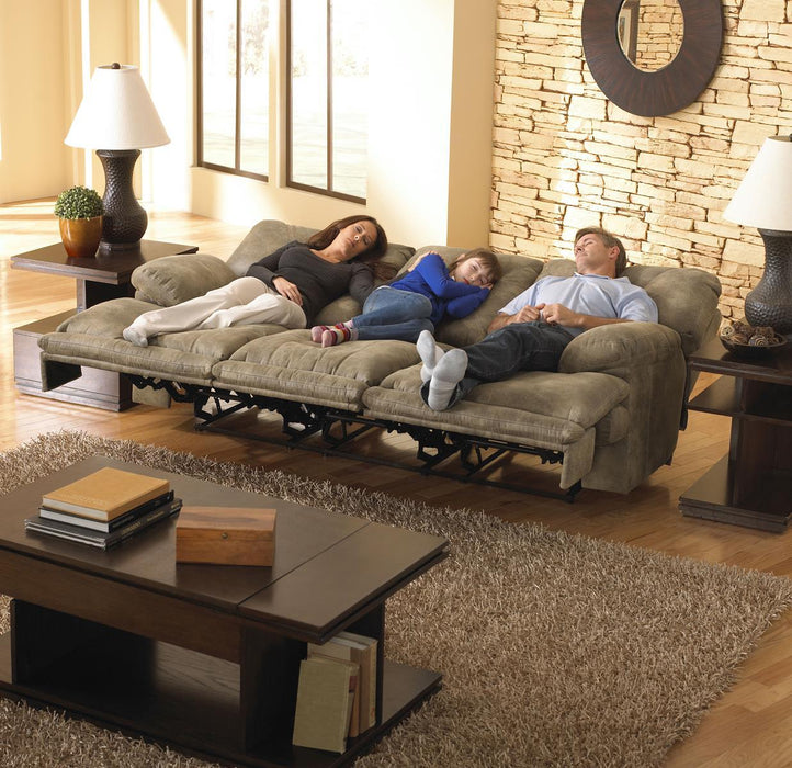 Catnapper Voyager Lay Flat Reclining Sofa in Brandy